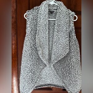 Eddie Bauer Gray lightweight Sherpa style Vest